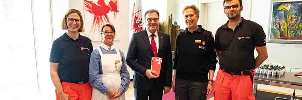 Malteser Tirol Vorarlberg zu Besuch bei LH Günther Platter Veranstaltung MHDA