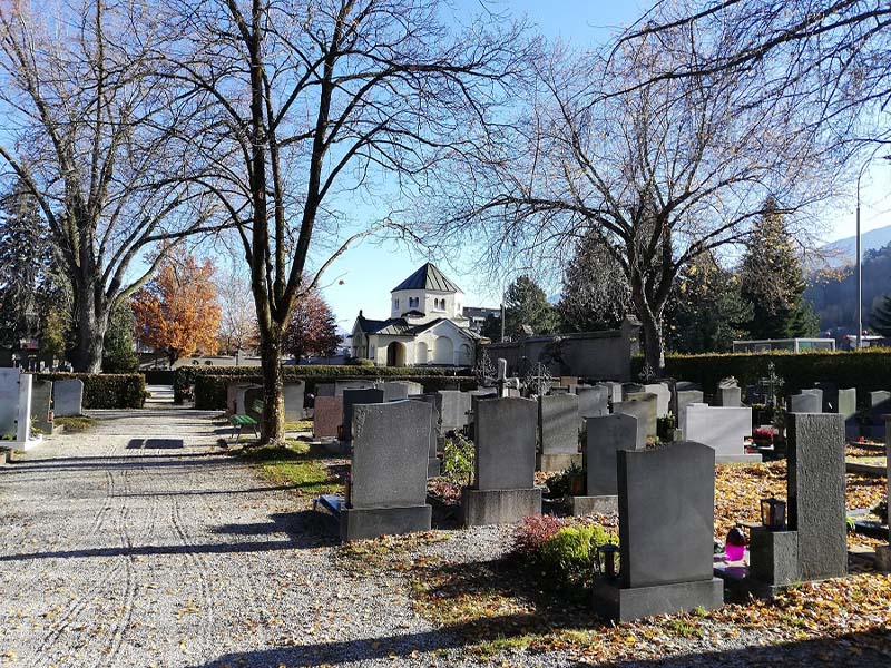 Herzenswunsch Malteser Tirol Friedhof 02